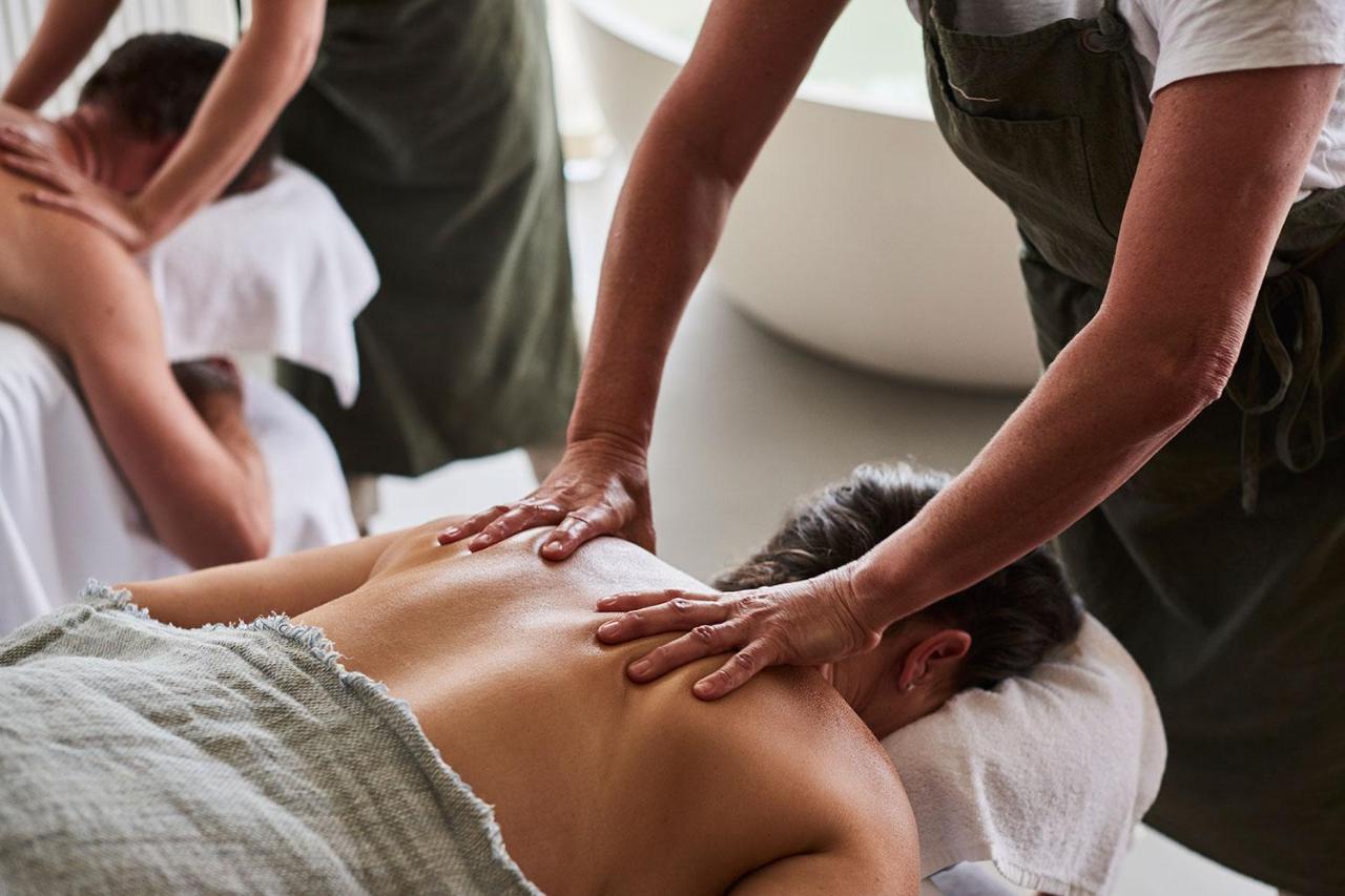 波因特朗斯代尔 Lon Retreat酒店 外观 照片
